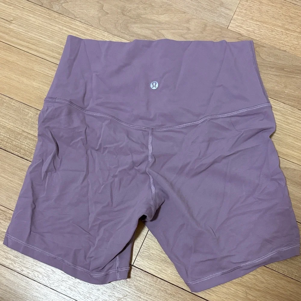 Lululemon Align High-Rise 6” Short - Picture 4 of 6